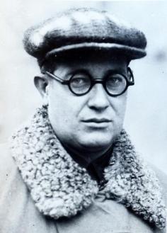 "Николай Янов"